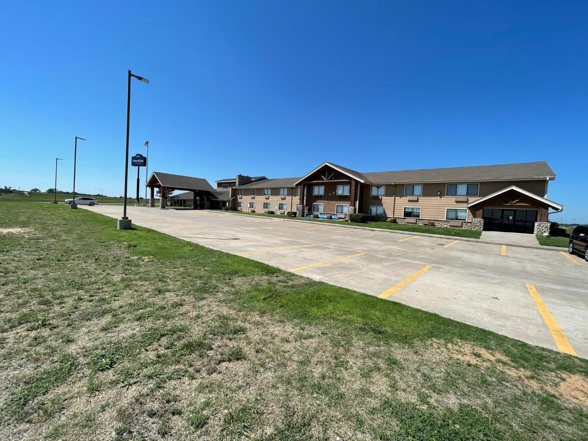AmericInn by Wyndham Sayre