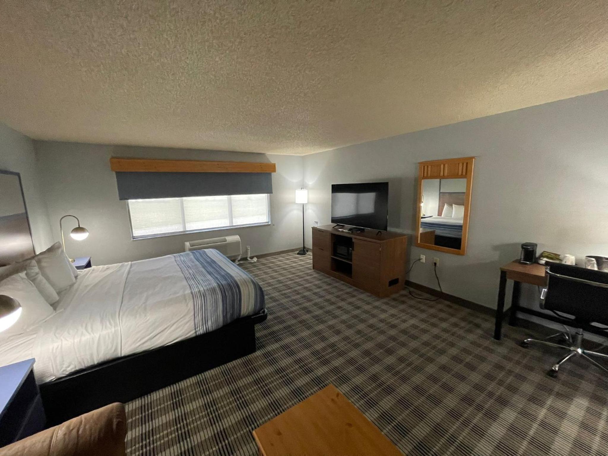 AmericInn by Wyndham Sayre
