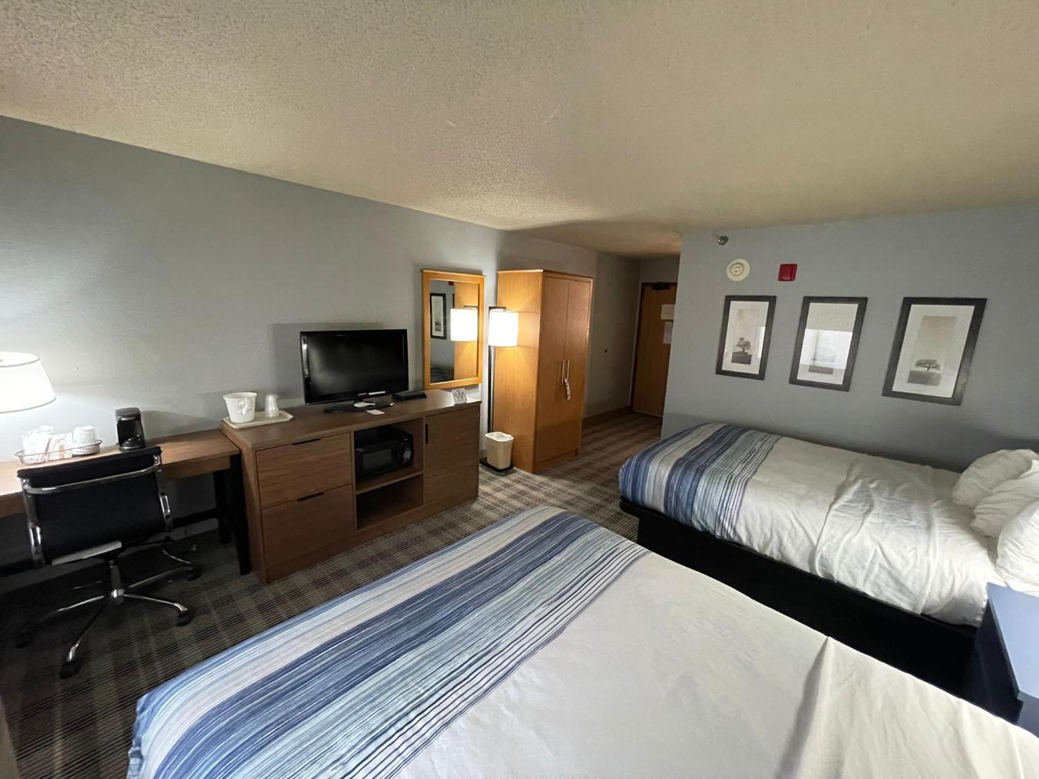 AmericInn by Wyndham Sayre