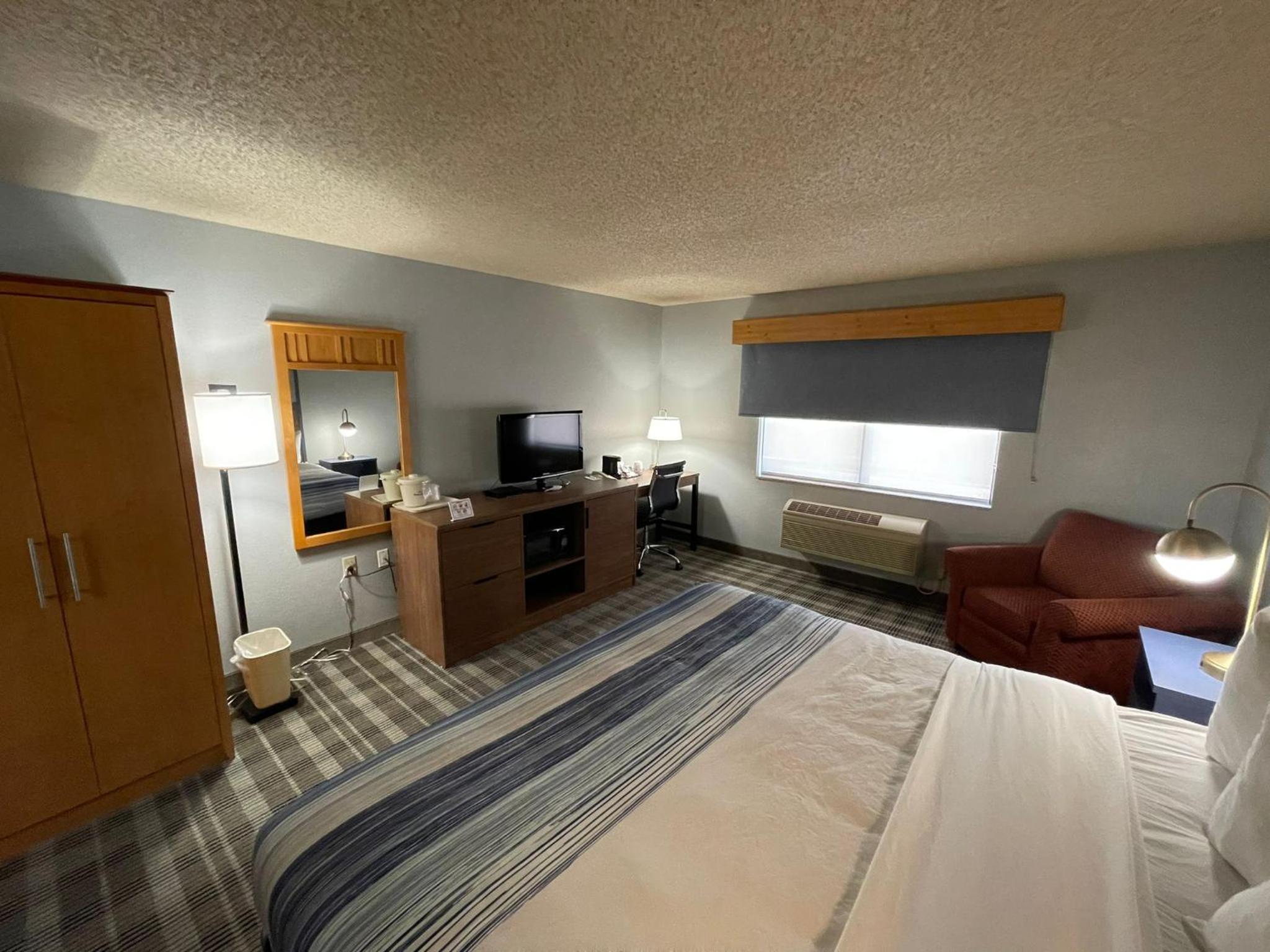 AmericInn by Wyndham Sayre