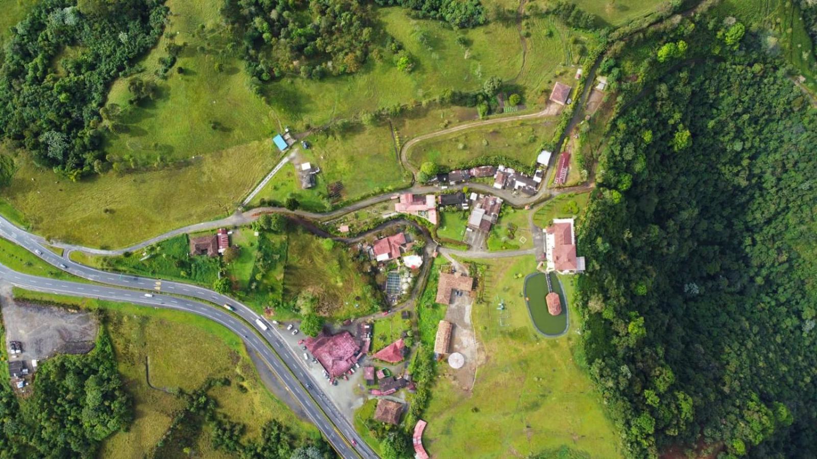 Finca Campestre La Adelita B&B