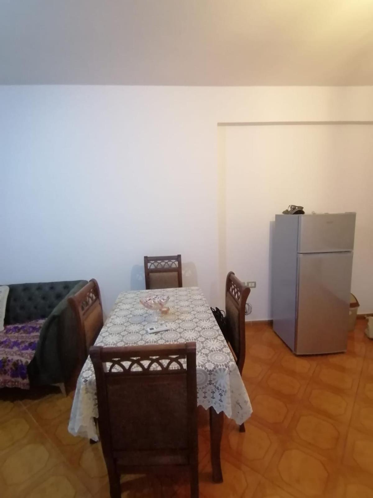 Comfort Stay Vlora Parking