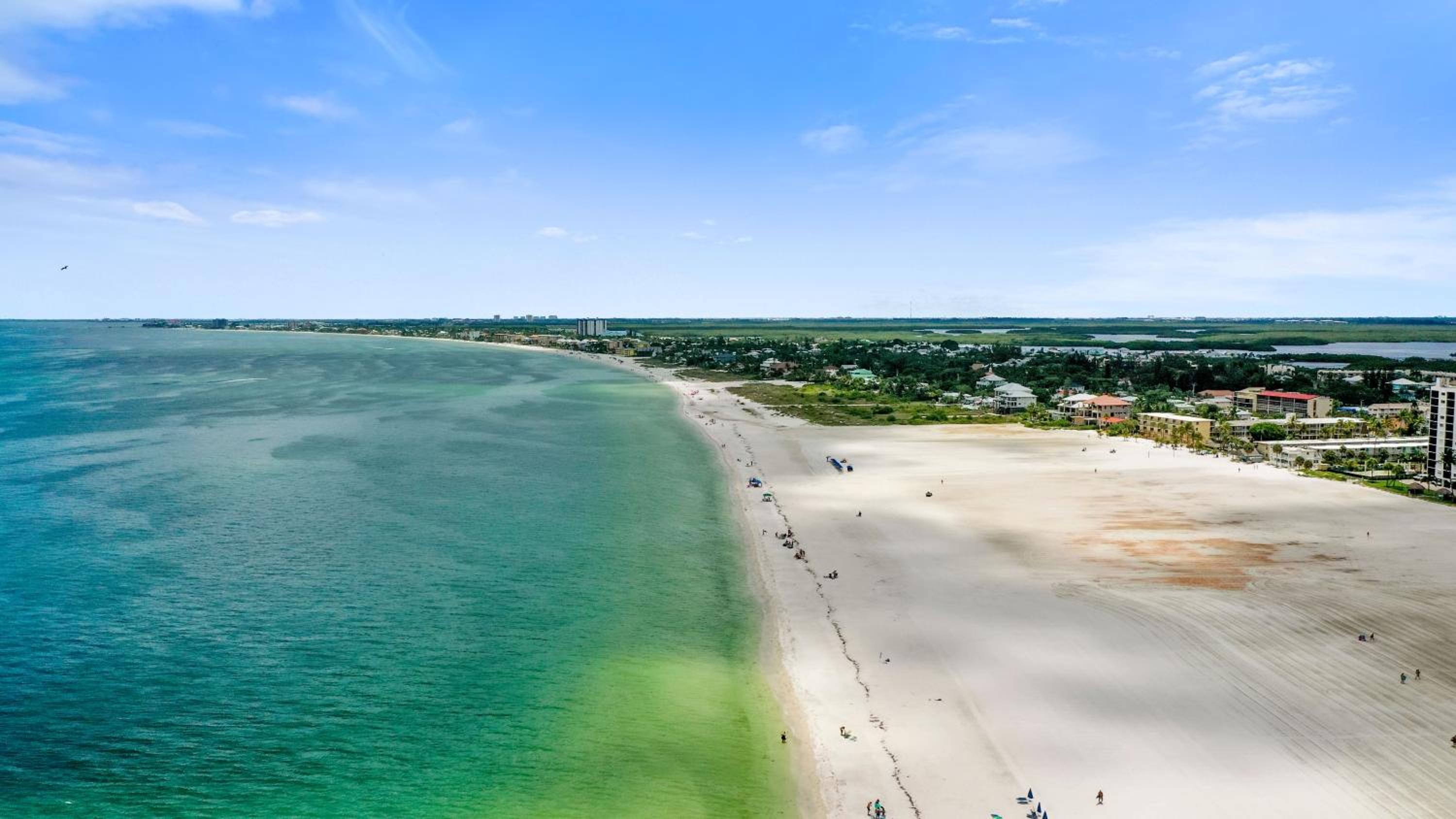 Gullwing Beach Front Resort view 4