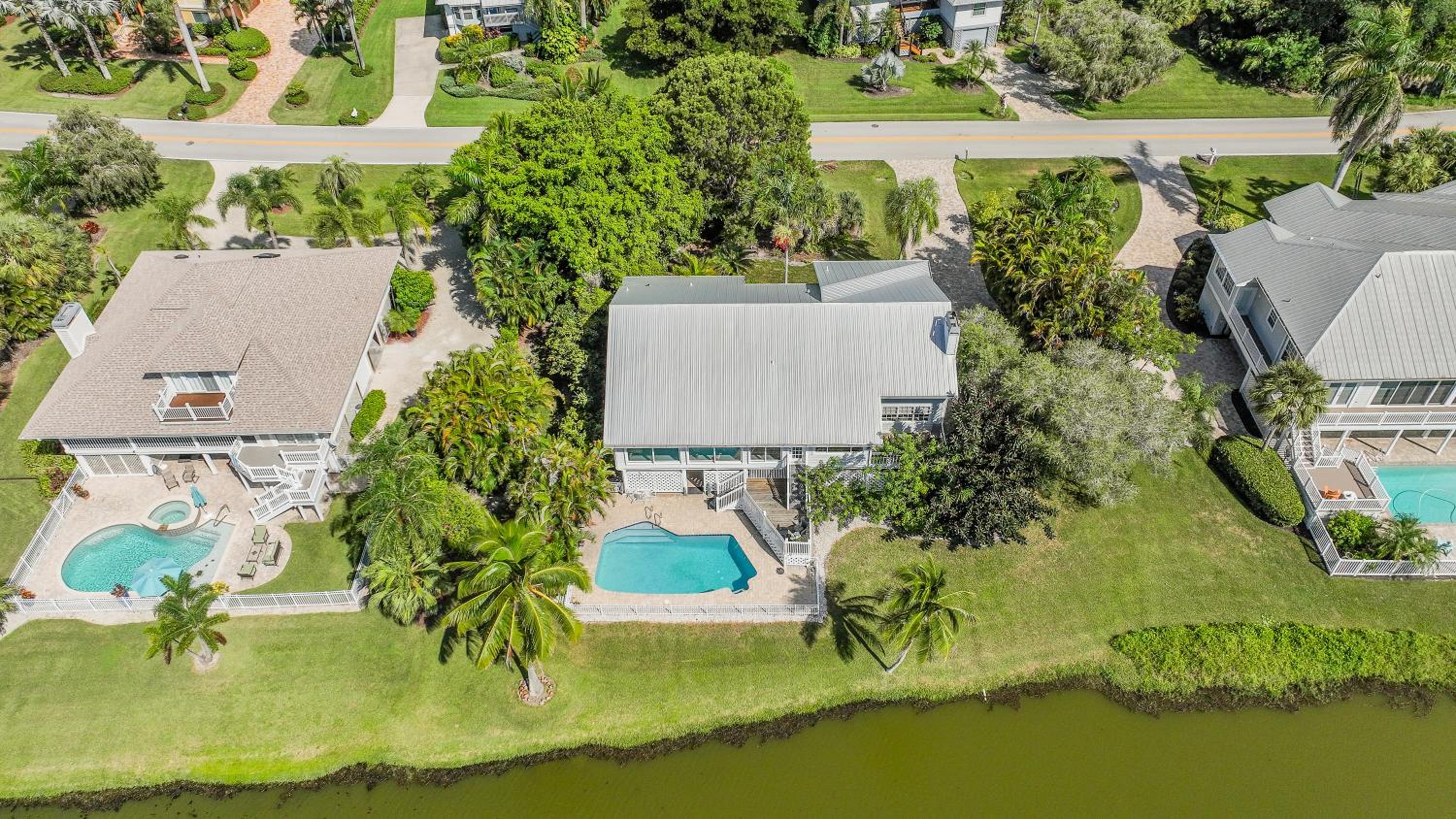 PEARL OF SANIBEL-Brand New to Rentals! view 2