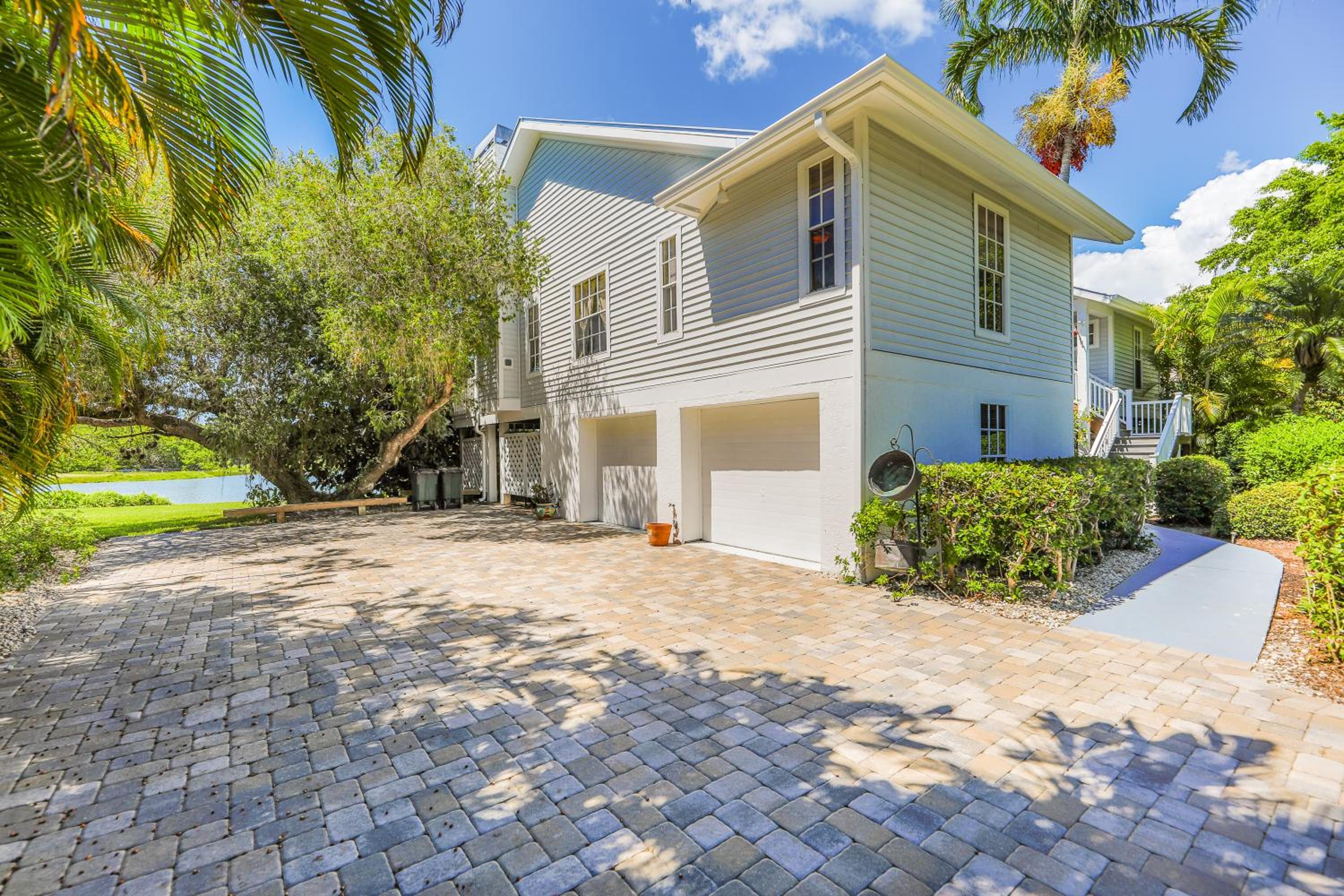PEARL OF SANIBEL-Brand New to Rentals! view 3