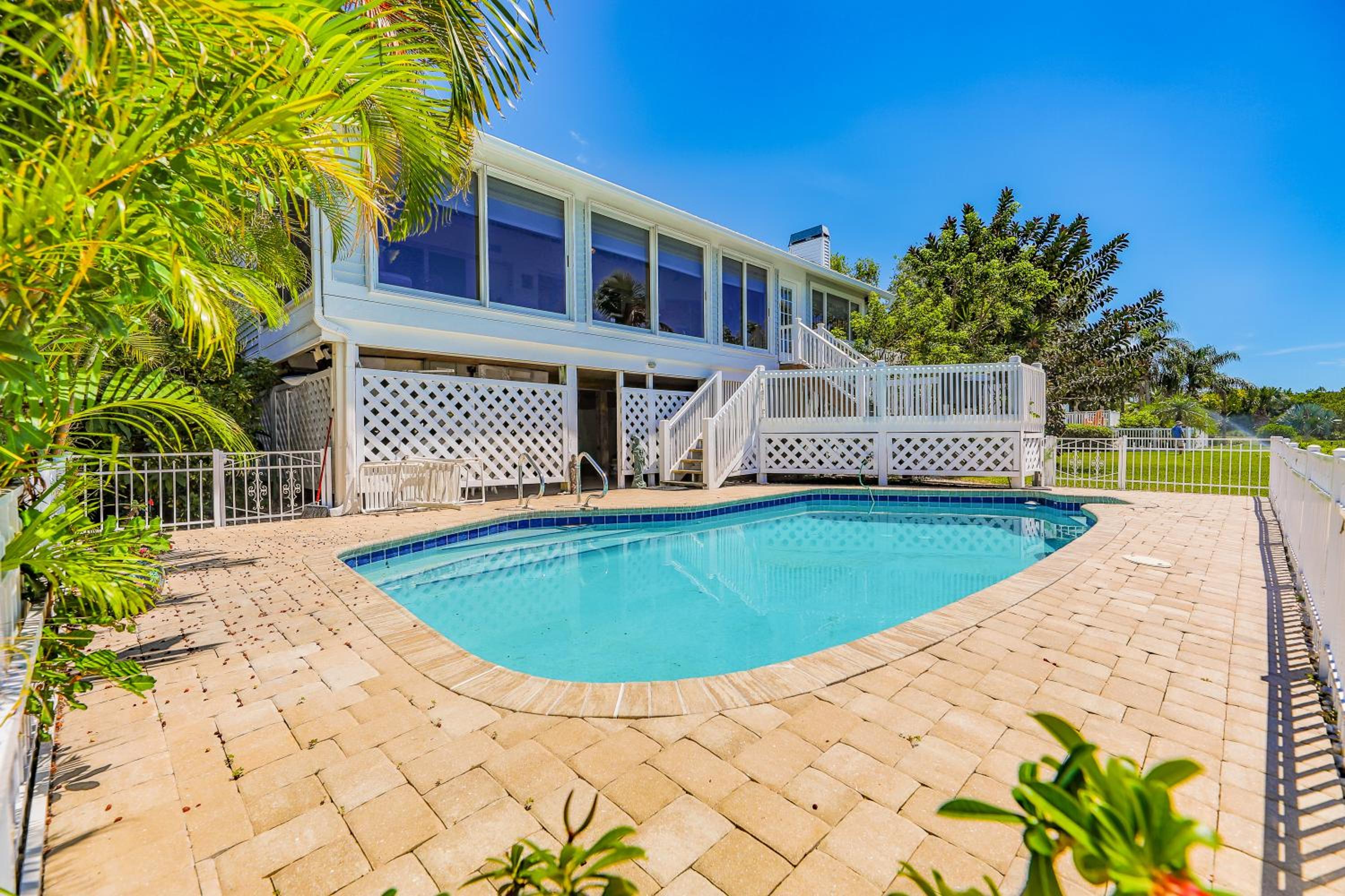 PEARL OF SANIBEL-Brand New to Rentals! view 4