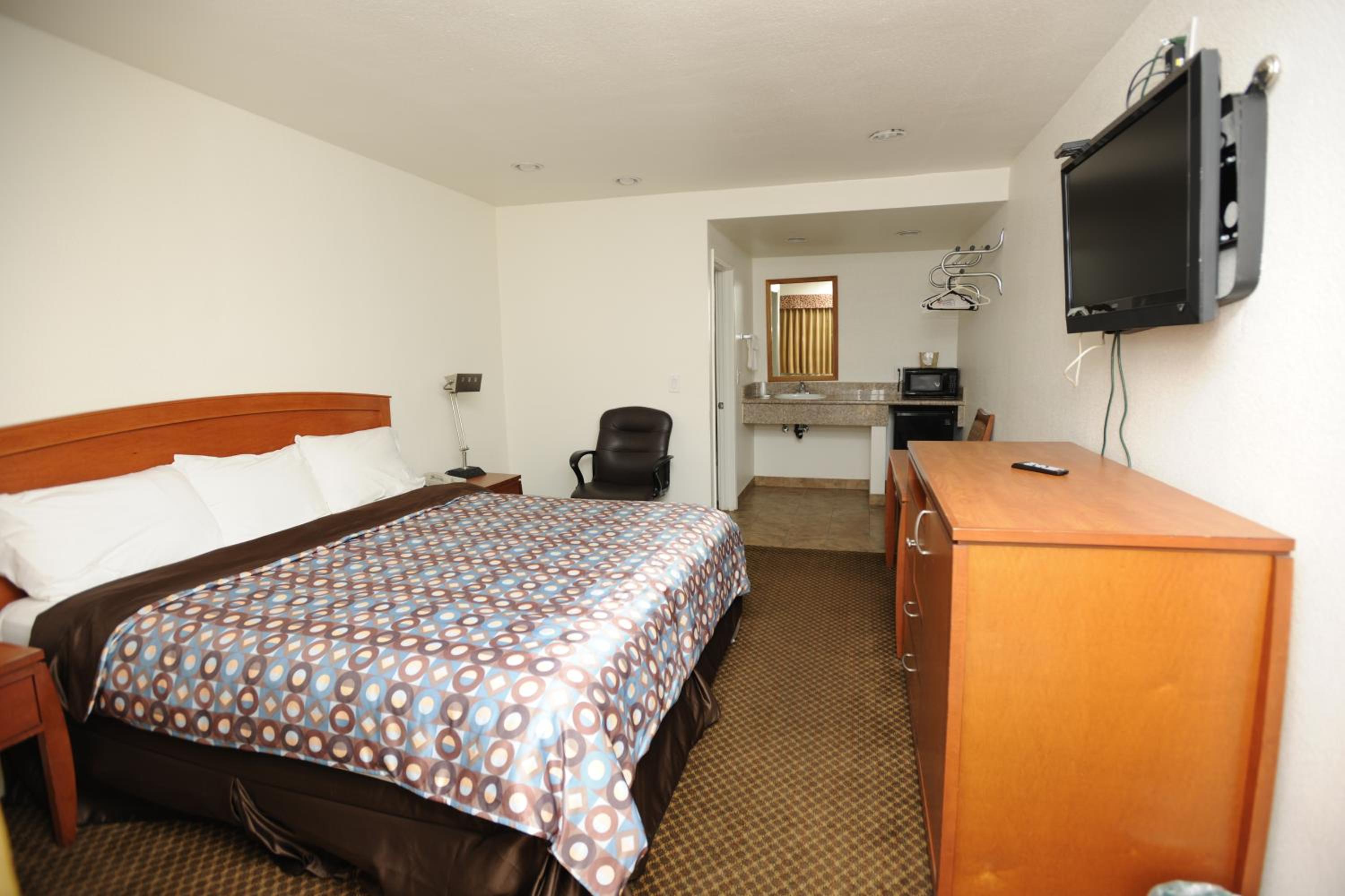Victoria Motel view 5