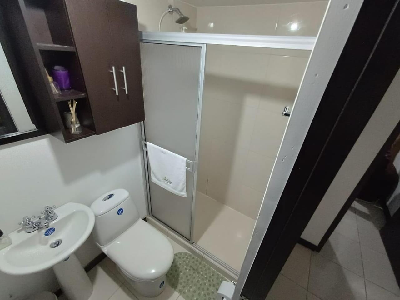 Apartamento a 5 minutos del parque del café con Piscina