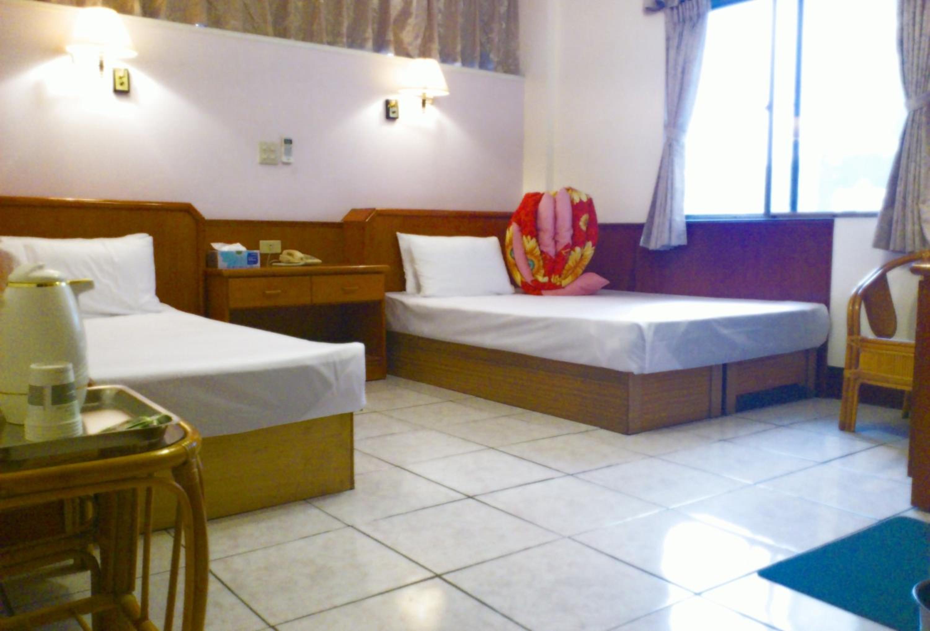Jin Lon Hotel view 2