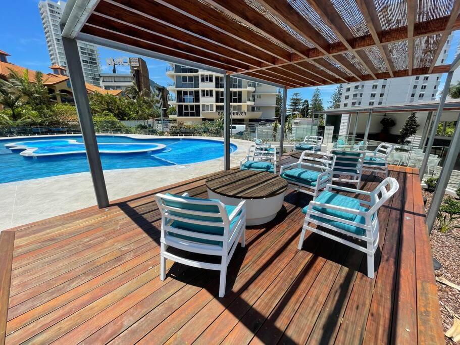 Beach Haven 16E