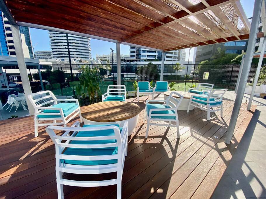 Beach Haven 16E