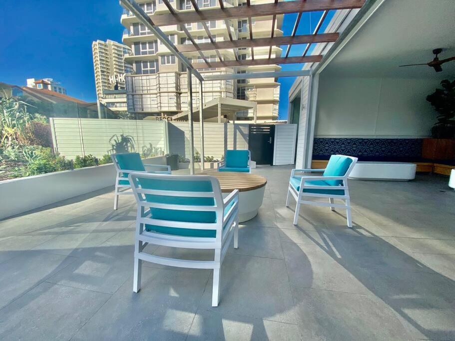 Beach Haven 16E