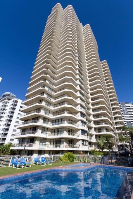 Beach Haven 16E