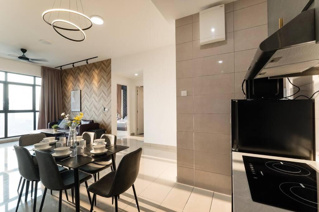Conezion Residence Putrajaya 3BR6Pax IOI City Mall photo 2