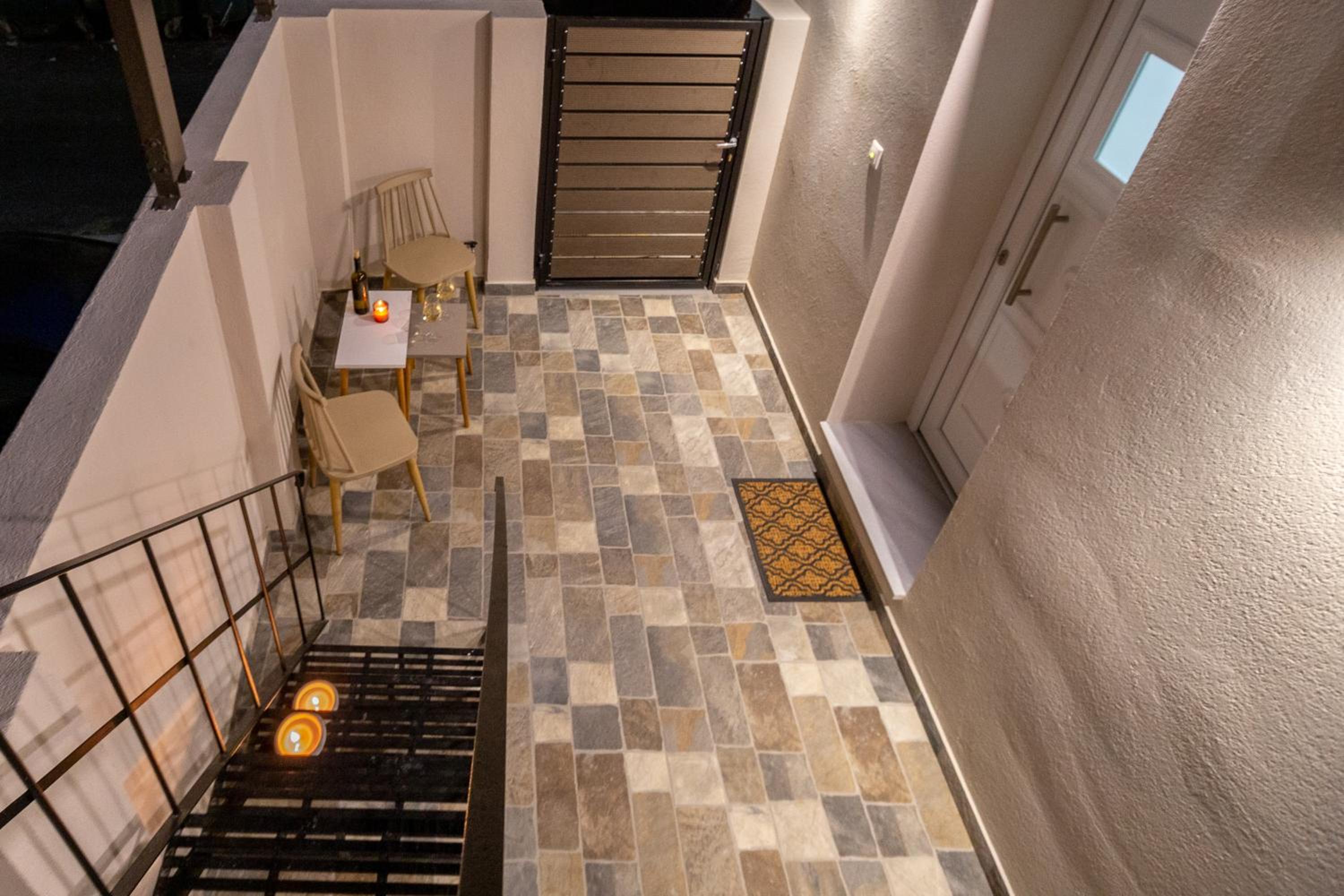 Central Corner Apts - Charming Apartments for 3 in the Heart of the City Perfect for Memorable Summer Experiences By Villa Mana Gers