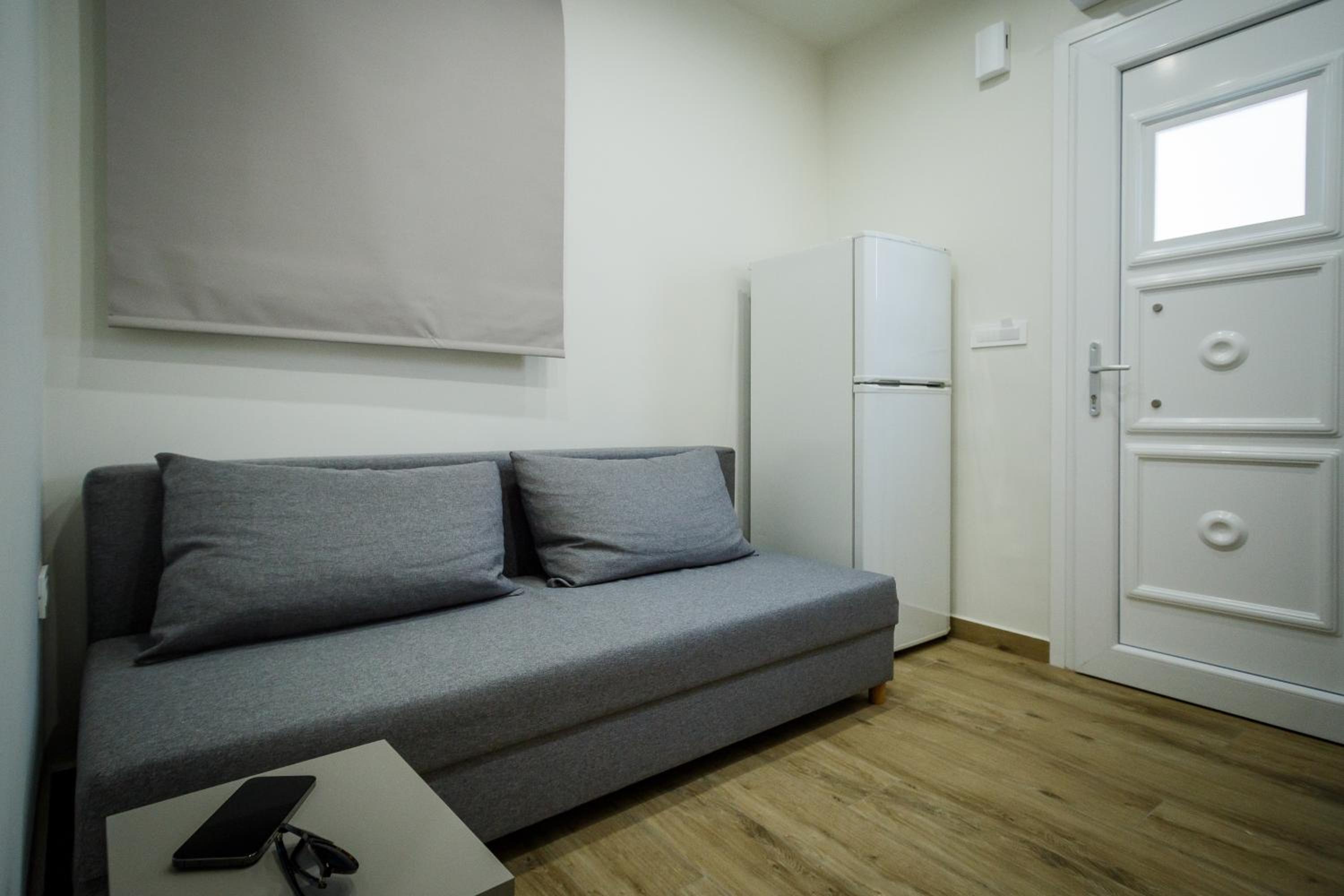 Central Corner Apts - Charming Apartments for 3 in the Heart of the City Perfect for Memorable Summer Experiences By Villa Mana Gers