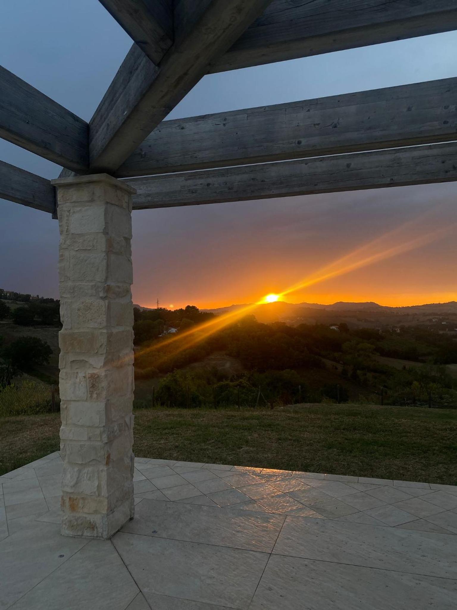 Villa Tramonto - Camerano, meravigliosa villa con giardino panoramico view 5