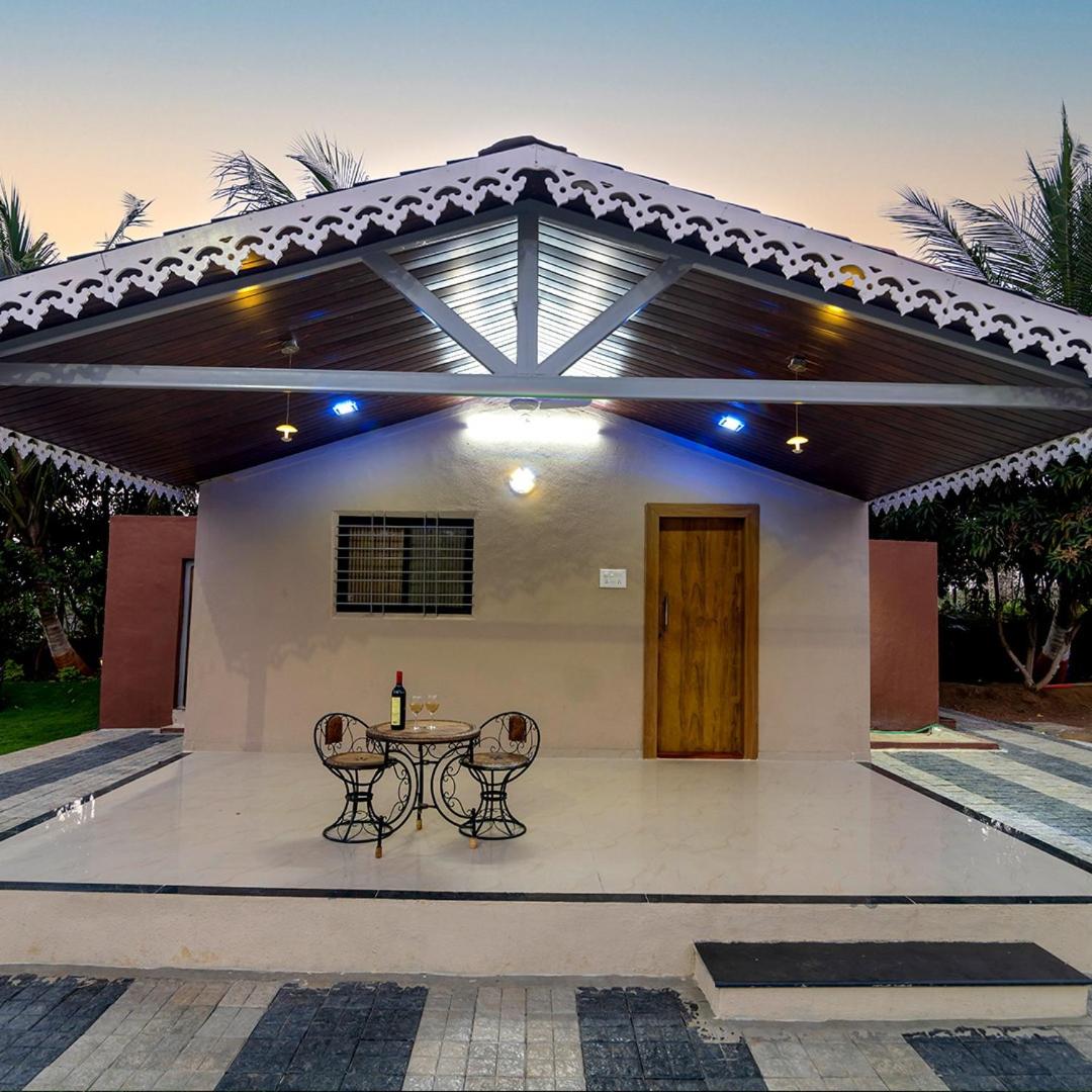 LAVY HOUSE view 3