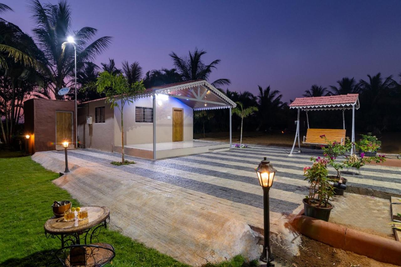 LAVY HOUSE view 5