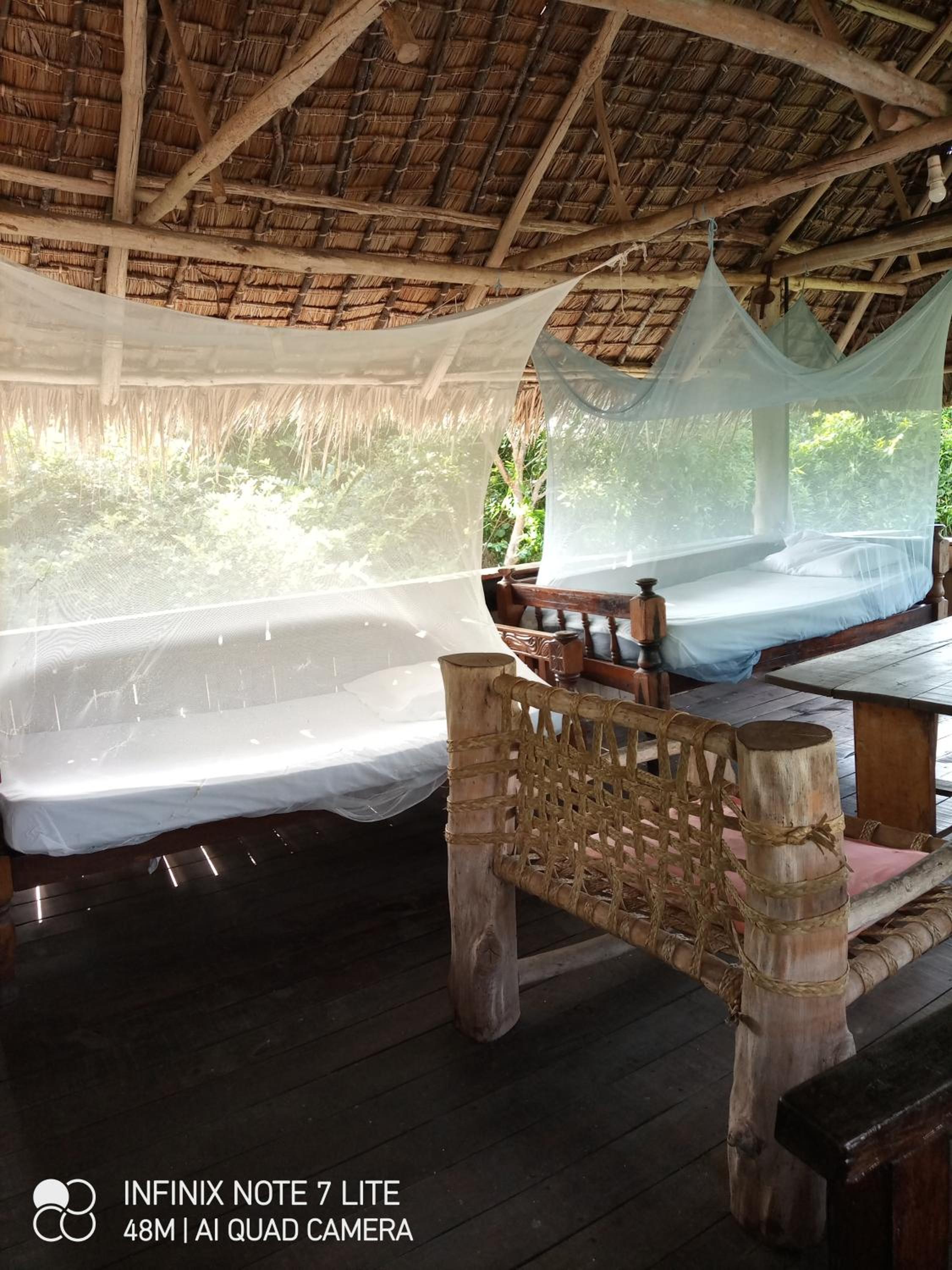 Mida Creek Eco Camp - cottage house view 2