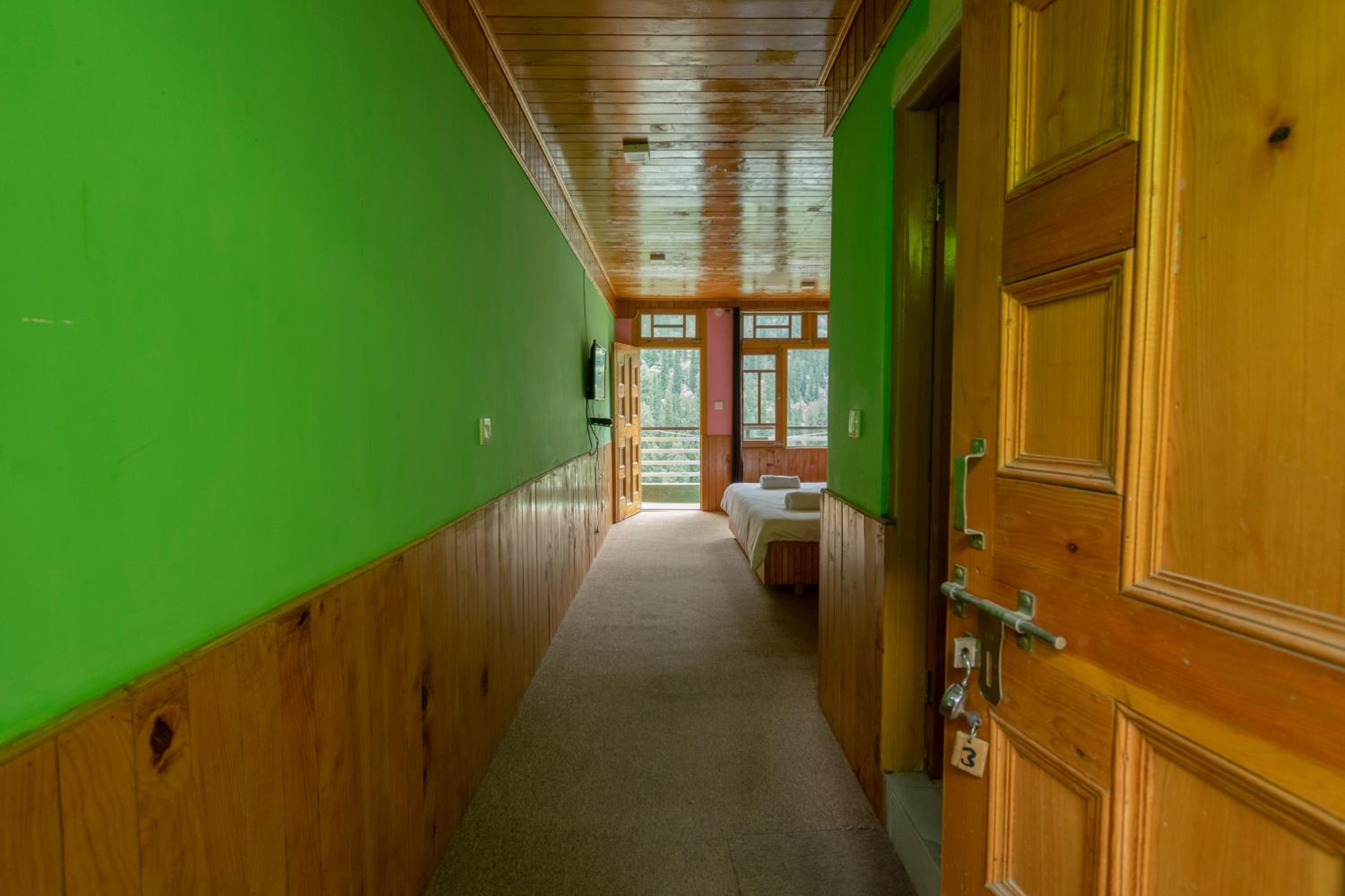 Photo 18