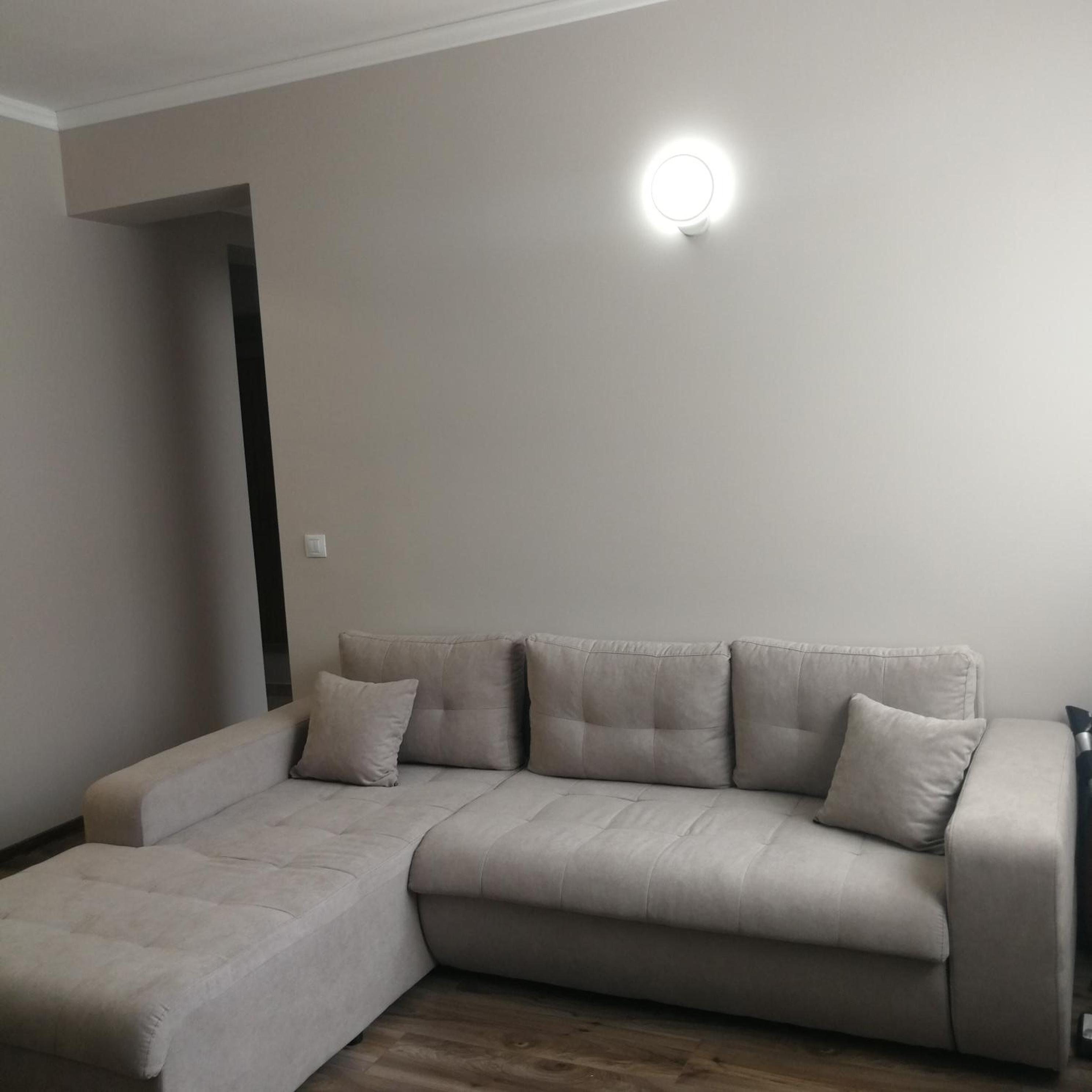 BEST APARTHOTEL EVER! next to Airport Otopeni view 4