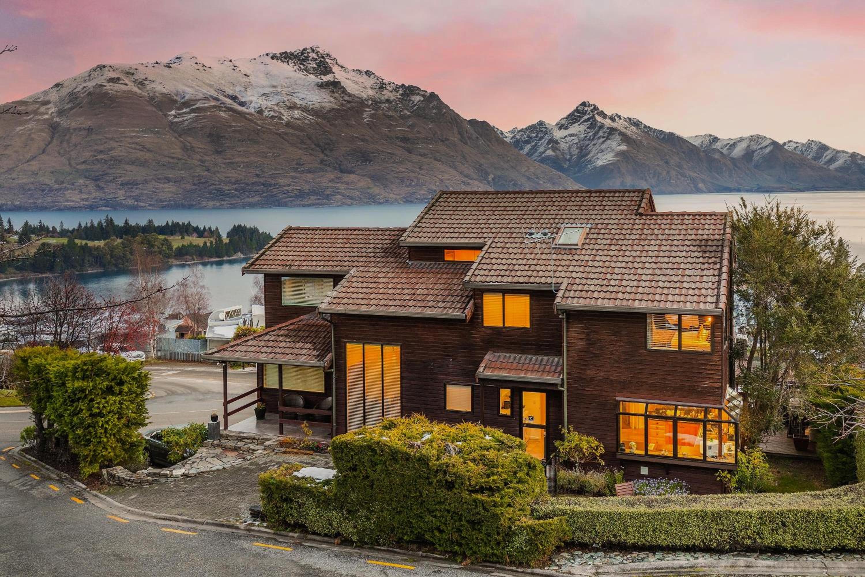 Balmoral Lodge