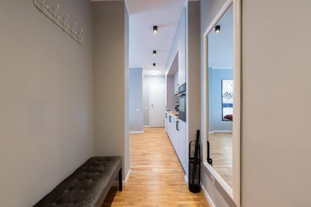 Bright 2BR Flat - Top Location - Amazing Balcony