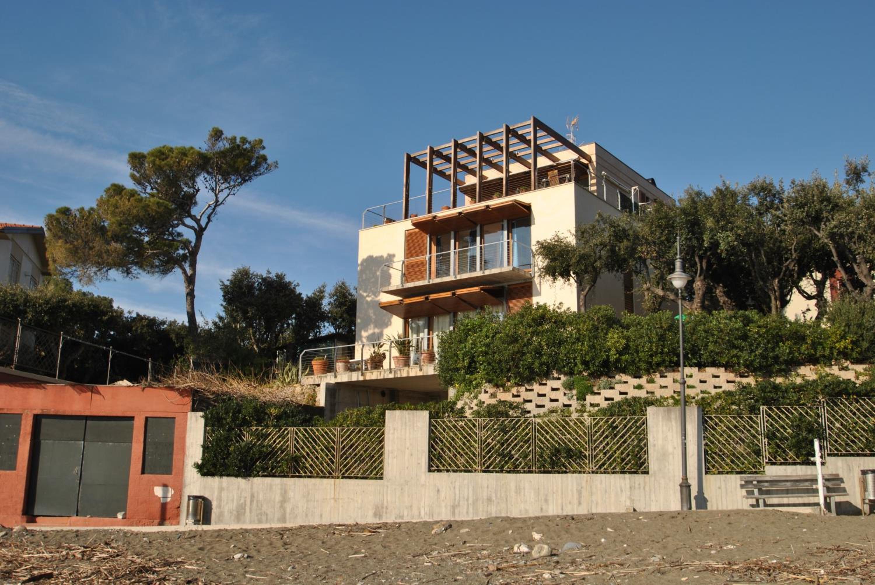 Villa Angolino view 2