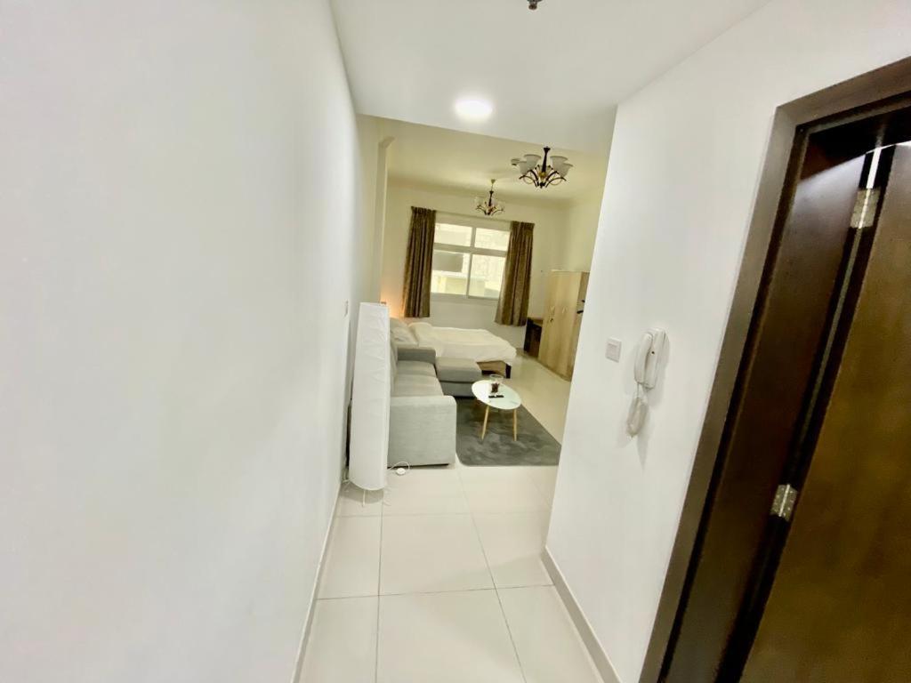 Budget Rental Studio Apartments in Dubai