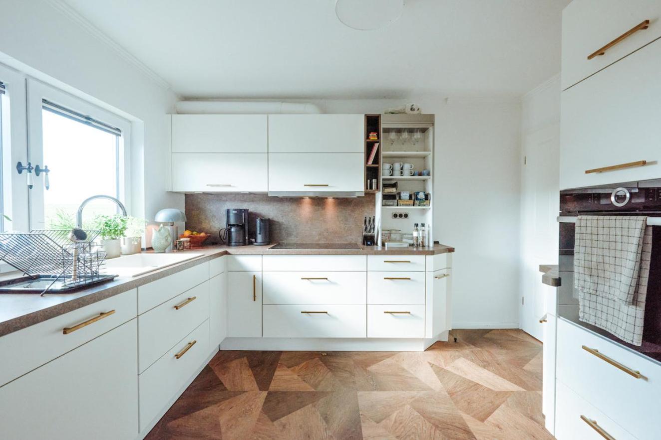 Wunderschöne FeWo direkt am Meer mit Whirlpool & Sauna