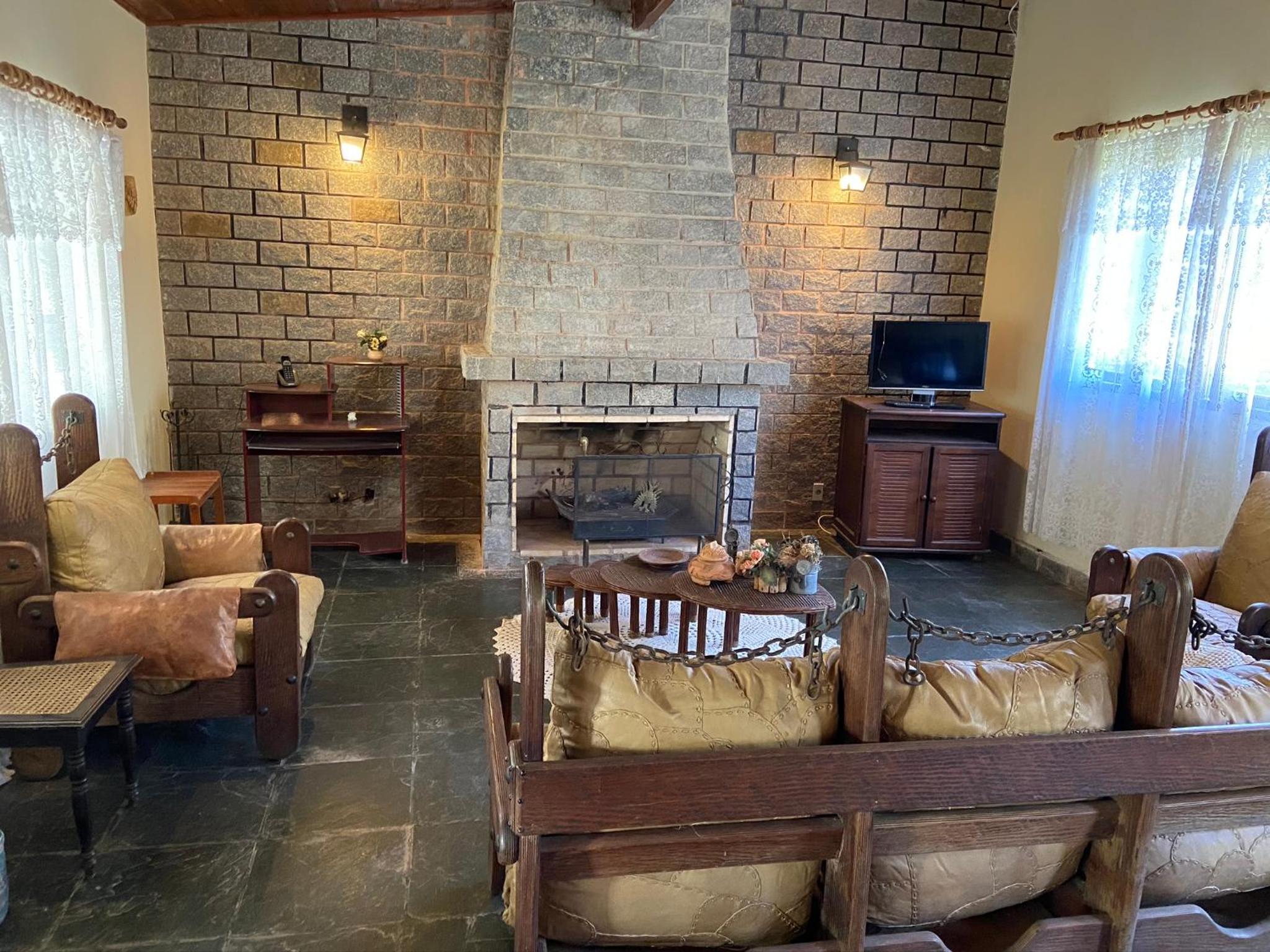 Casa encantadora na serra-Teresópolis