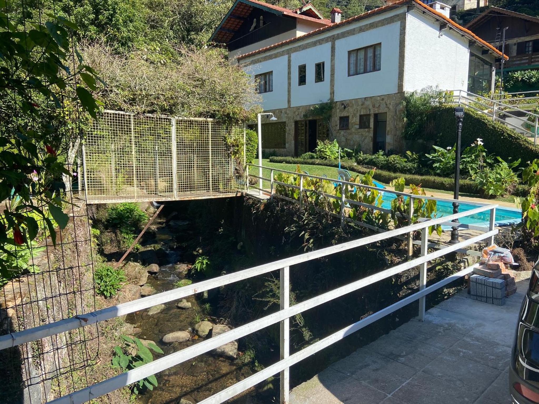Casa encantadora na serra-Teresópolis