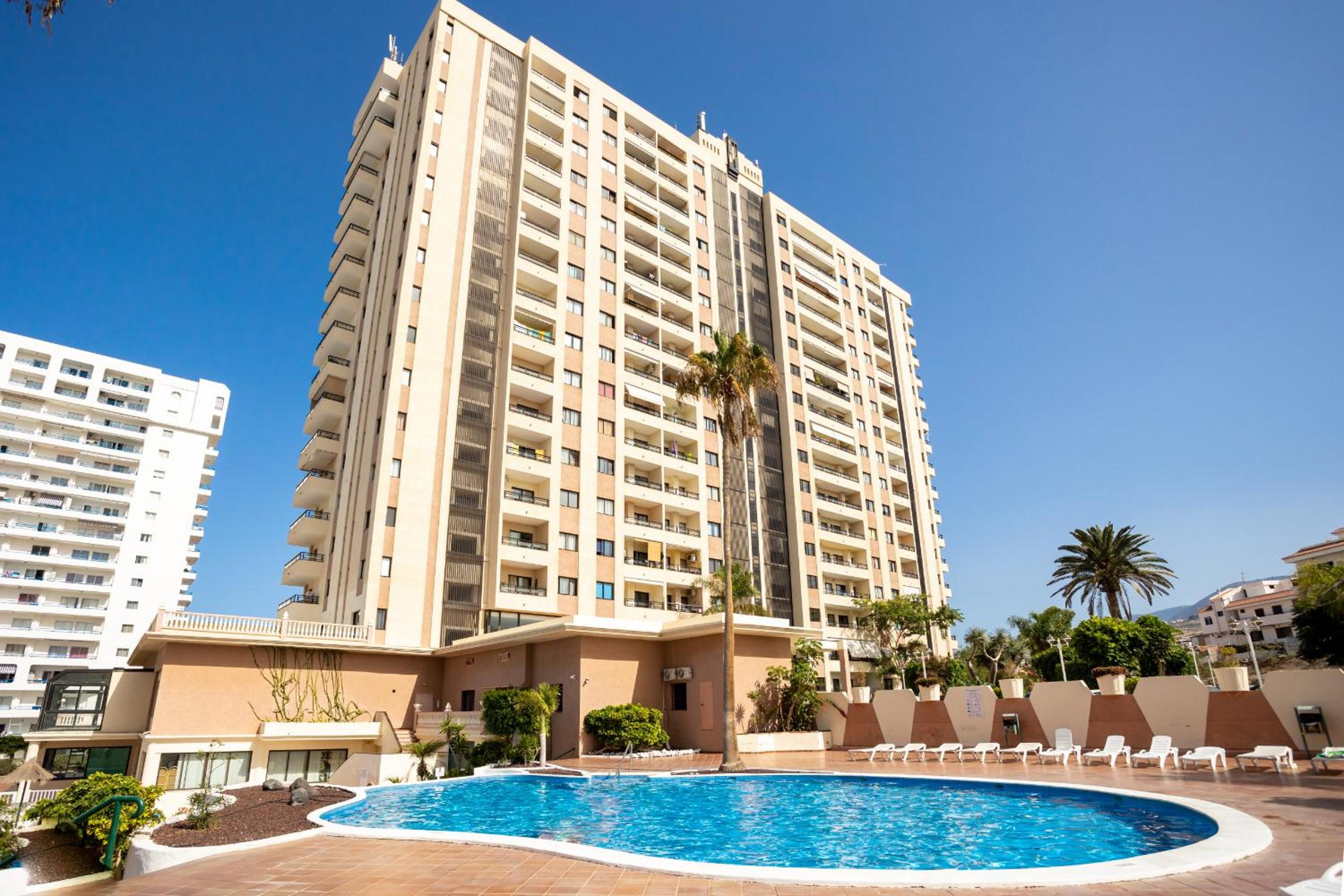 Paradise Flat near Hard Rock with pool
