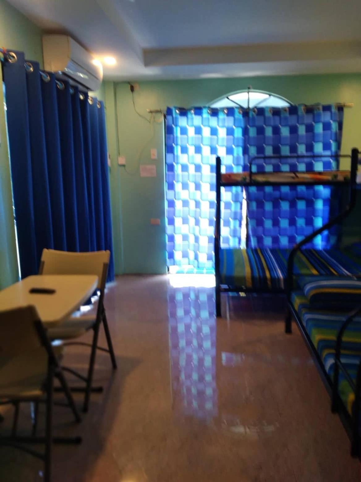 Azulea Lodging House Oslob, Oslob - 14
