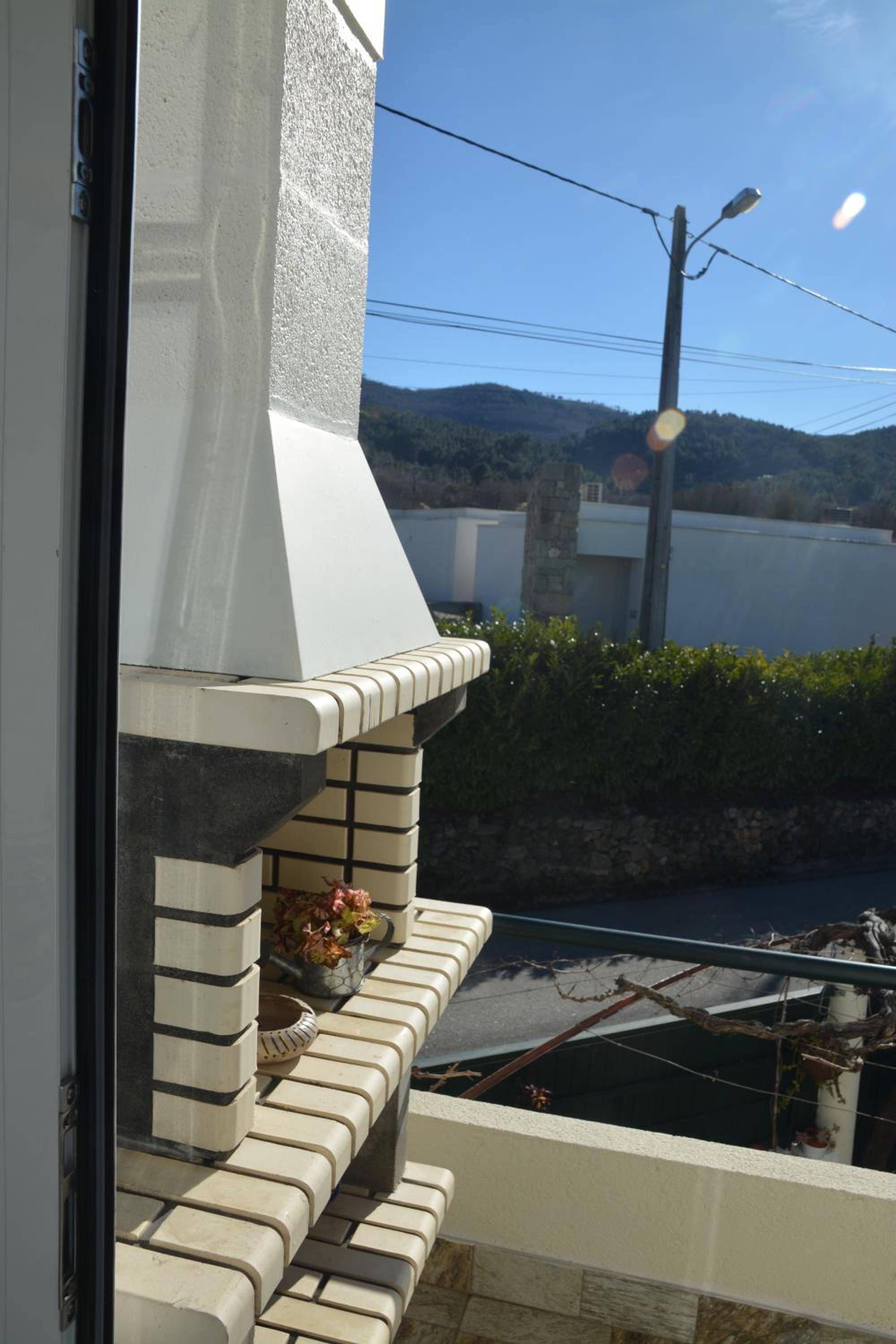 Photo 51