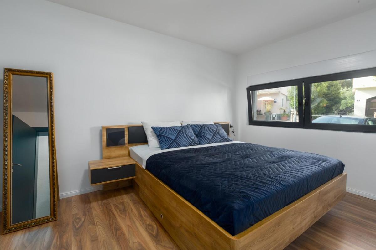 Apartments Betty view 3