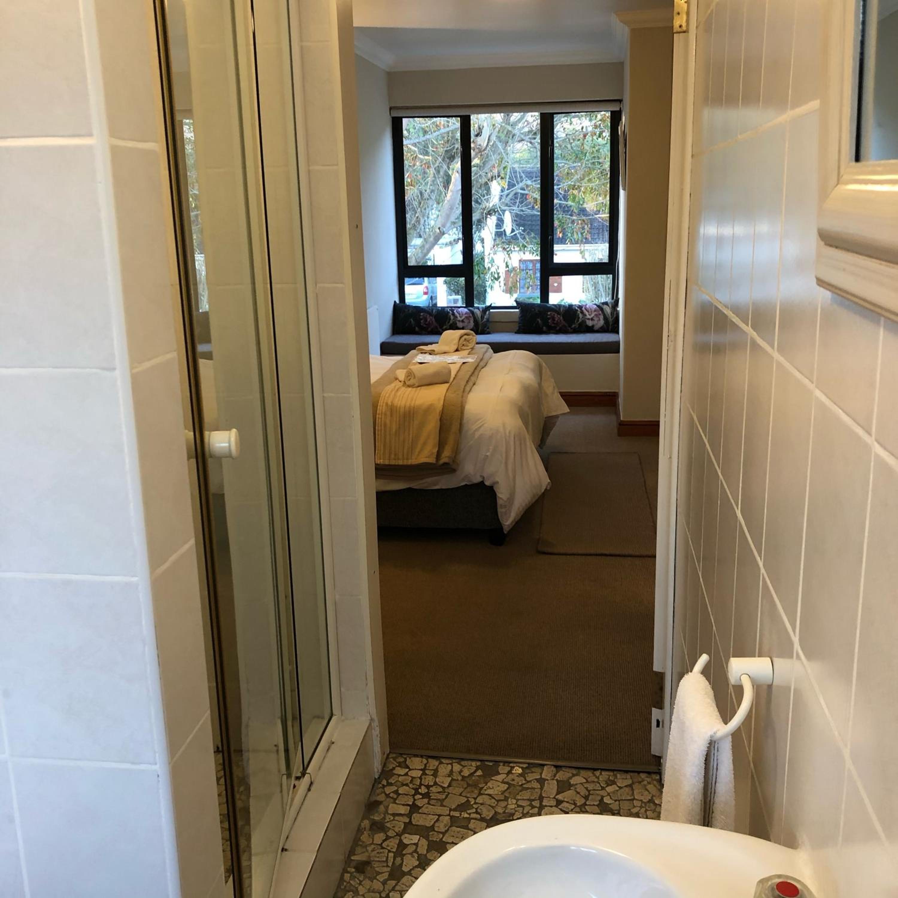 Pelican Lodge Guesthouse