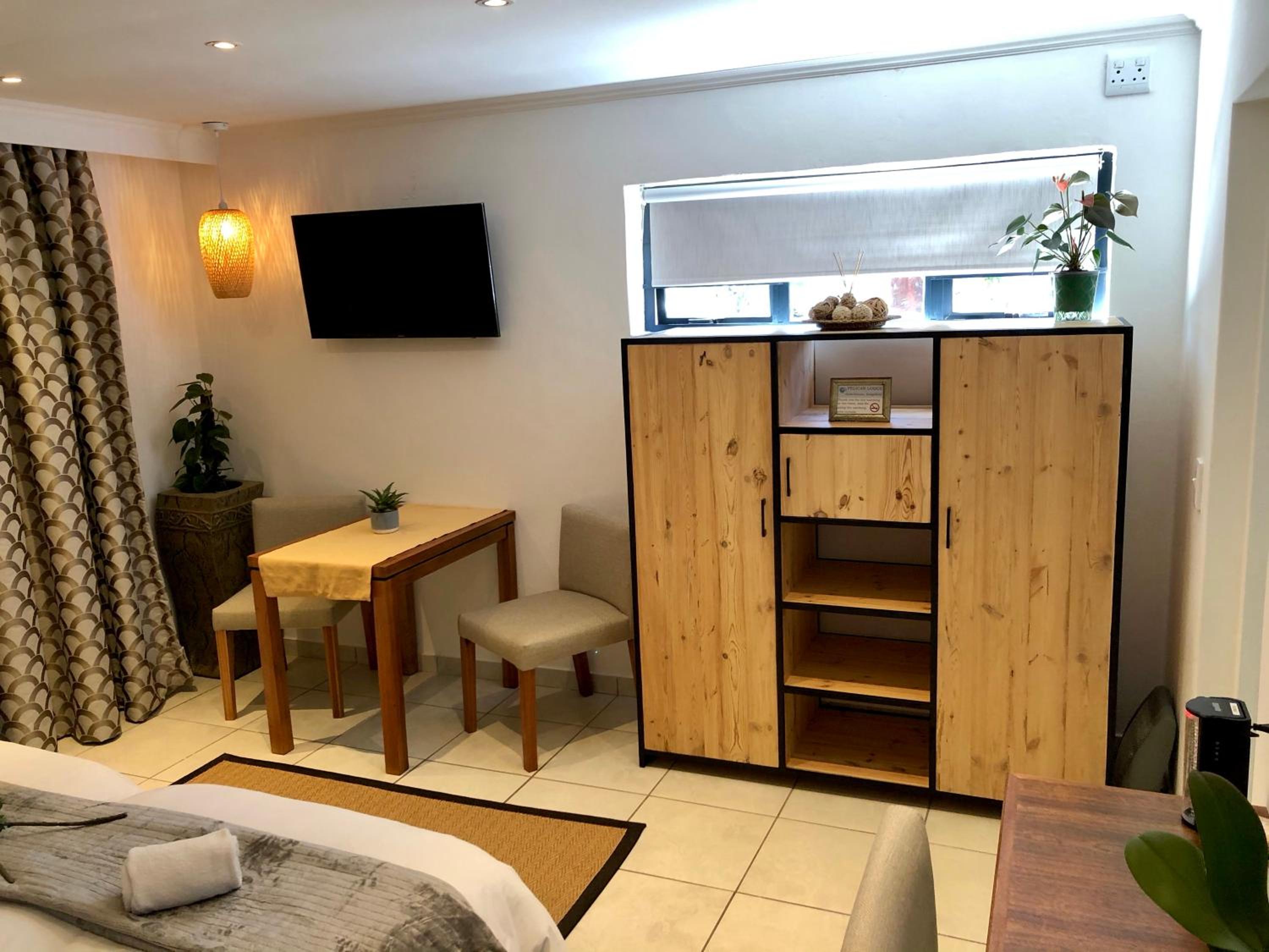 Pelican Lodge Guesthouse