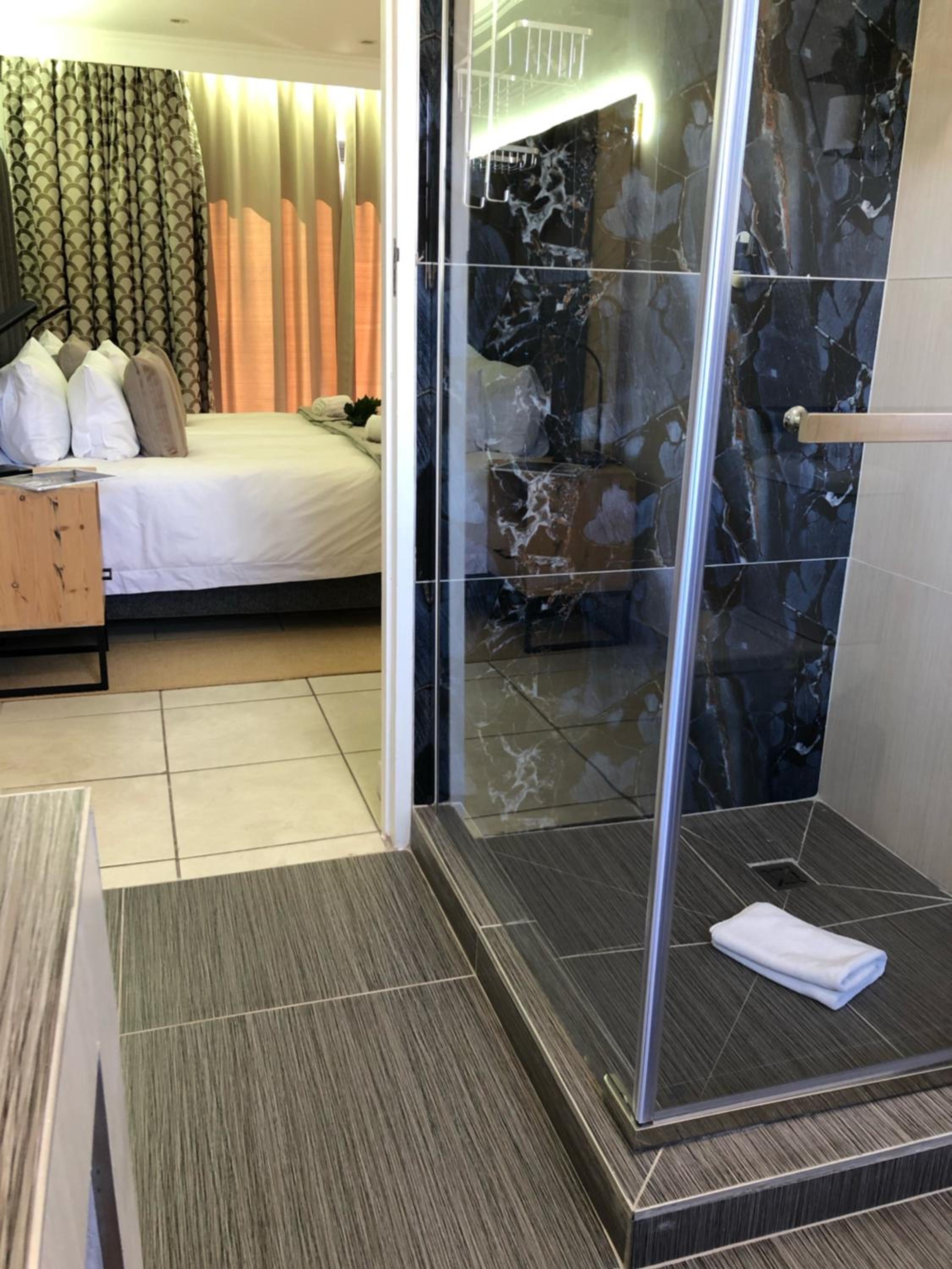 Pelican Lodge Guesthouse