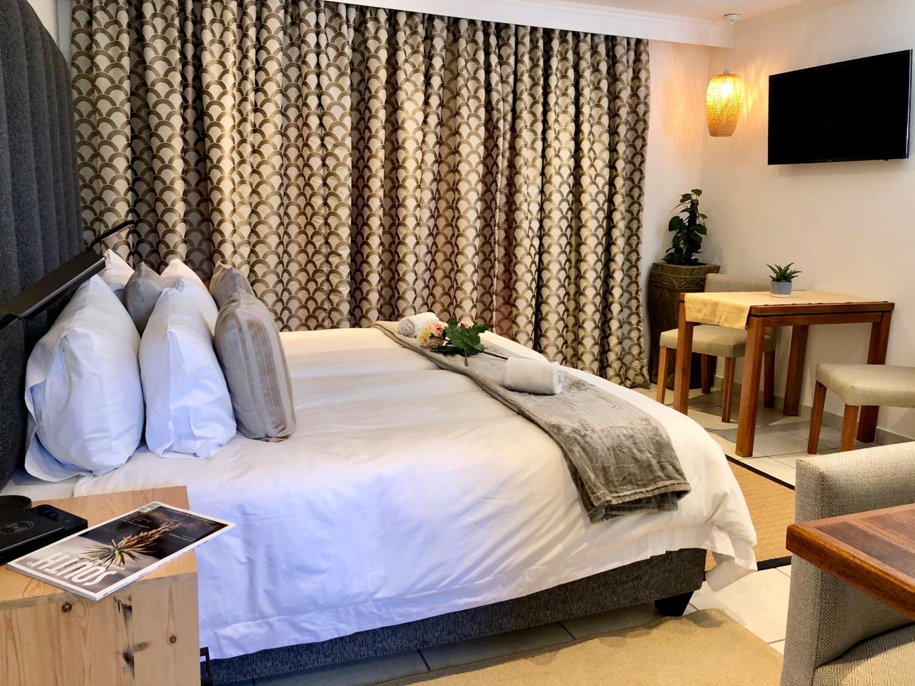 Pelican Lodge Guesthouse