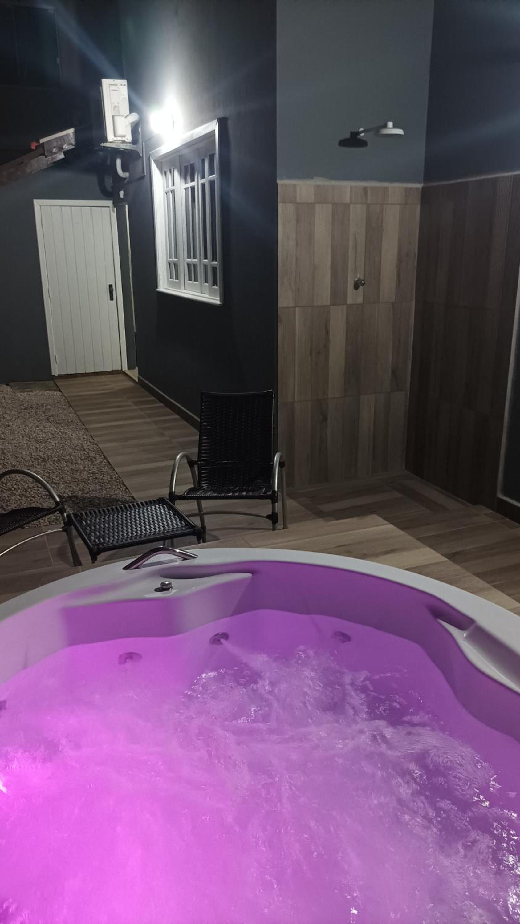 CASA ARMANI 50 metros DA PRAIA MARISCAL BOMBINHAS