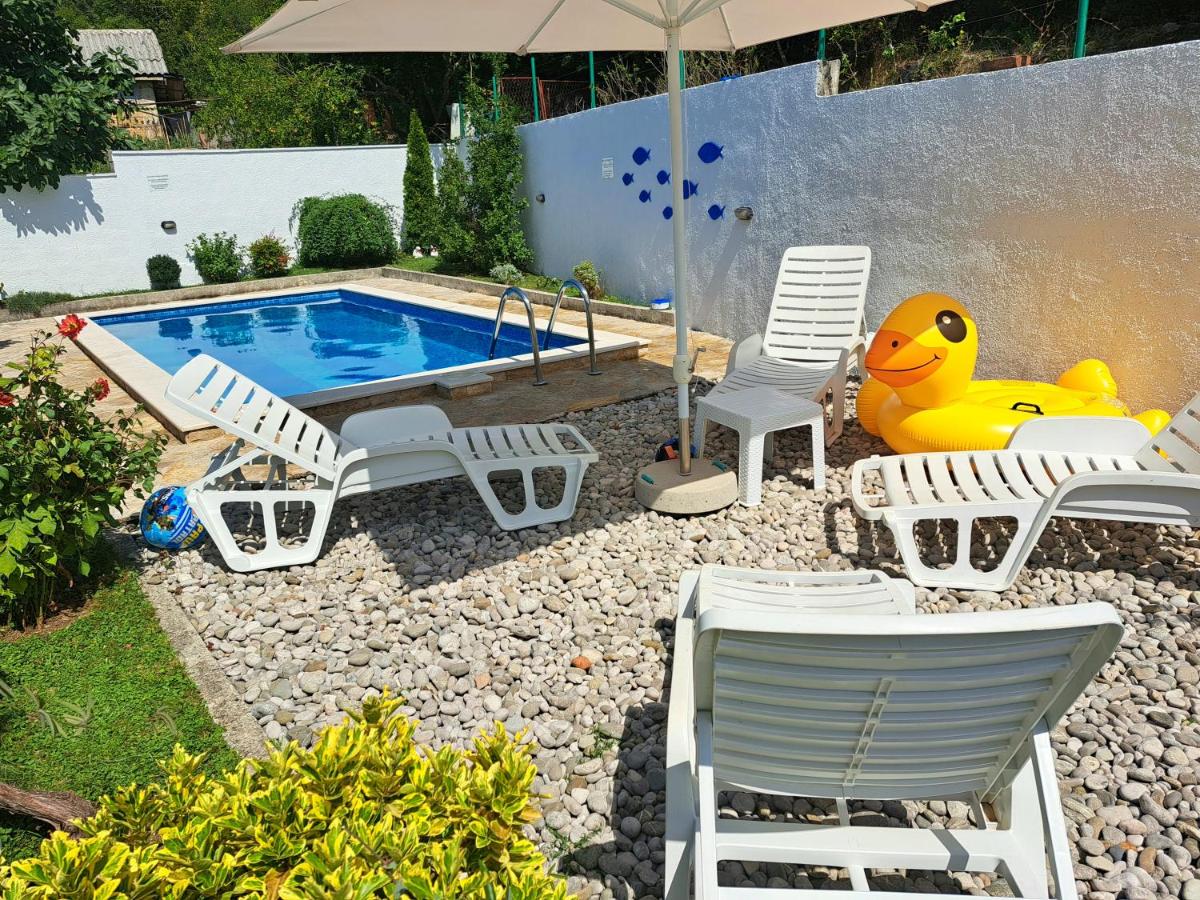 Hotel Villa Uros - Image 1