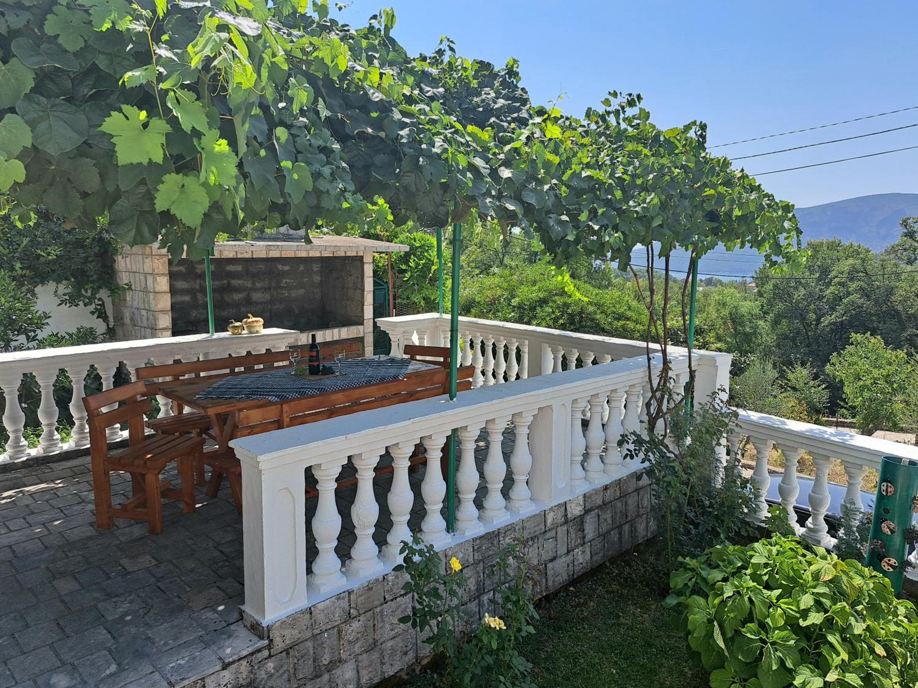 Villa Uros view 5
