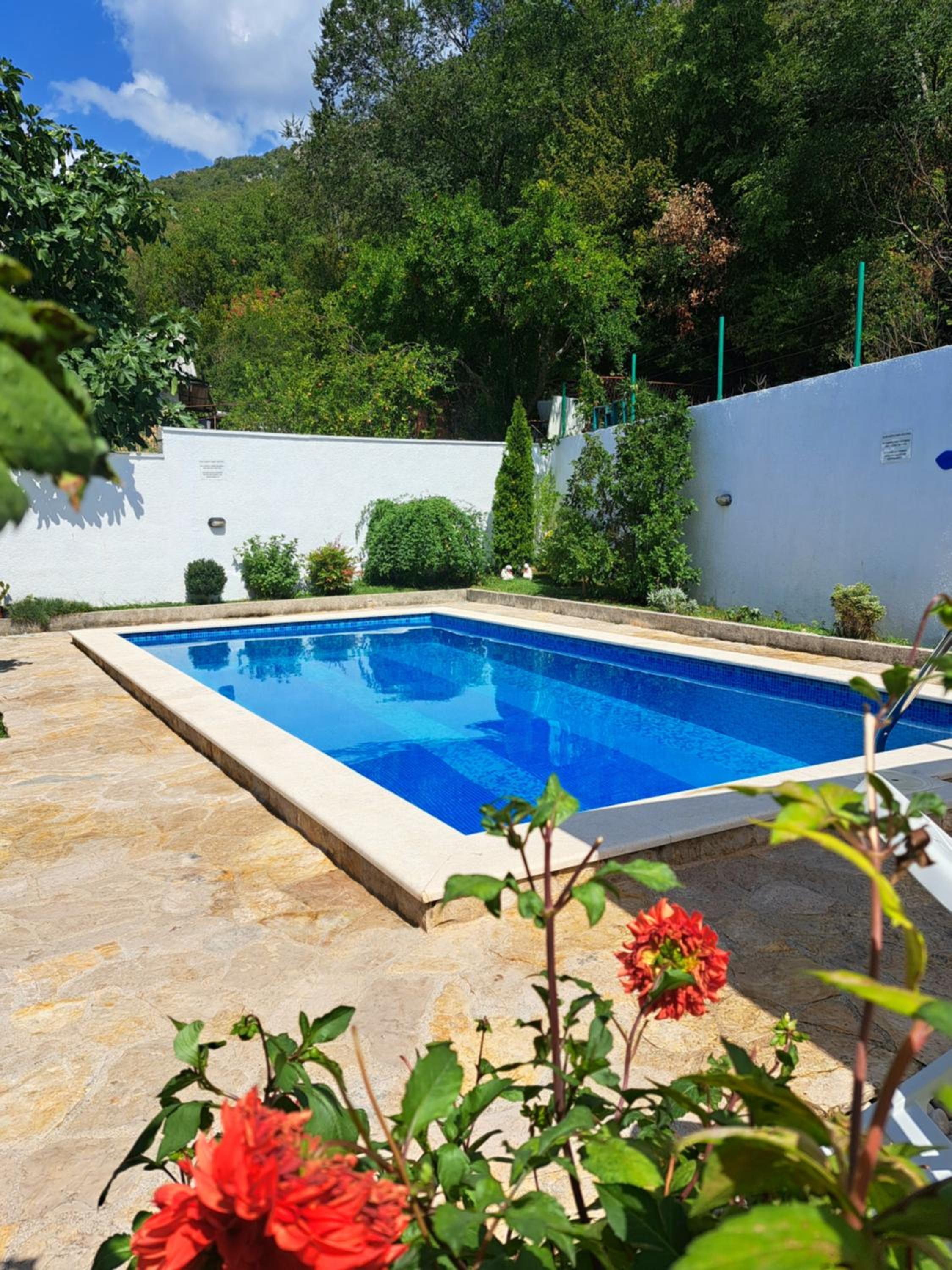 Villa Uros view 3