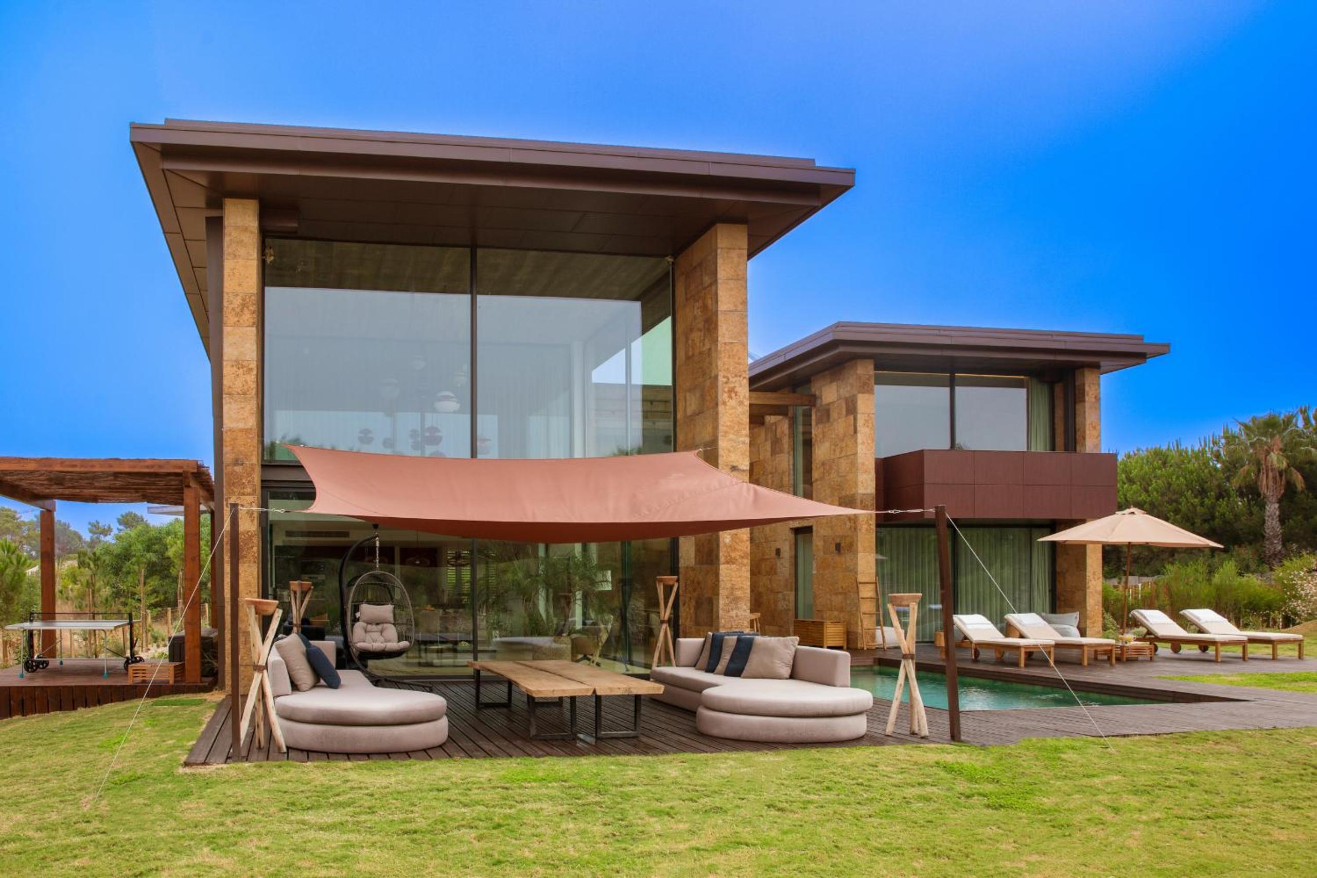 Troya Regal Villa by CadenzaLux view 2