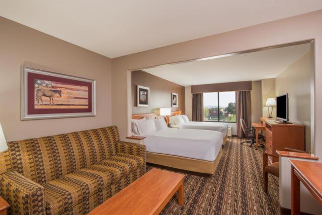 Holiday Inn Express & Suites Douglas by IHG view 2