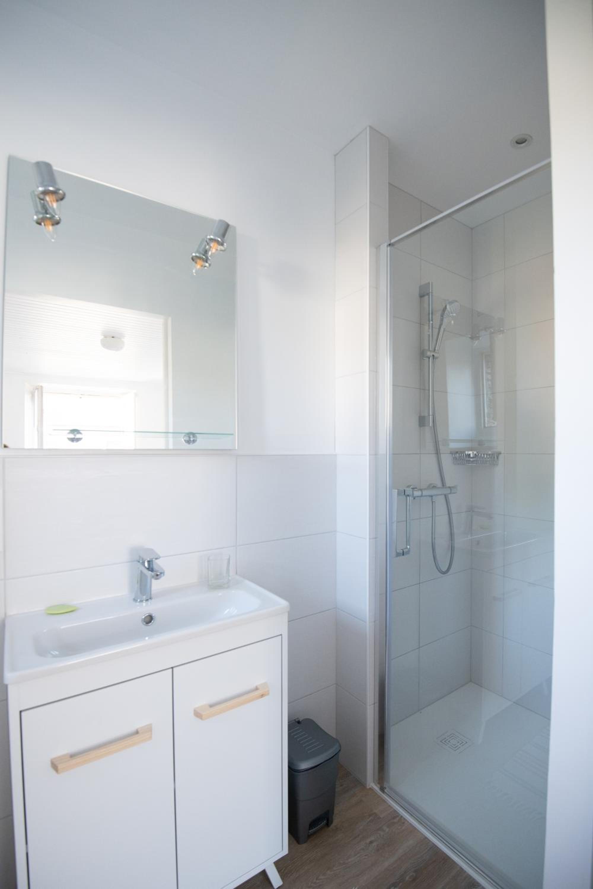Les Chambres de Lourmel view 2