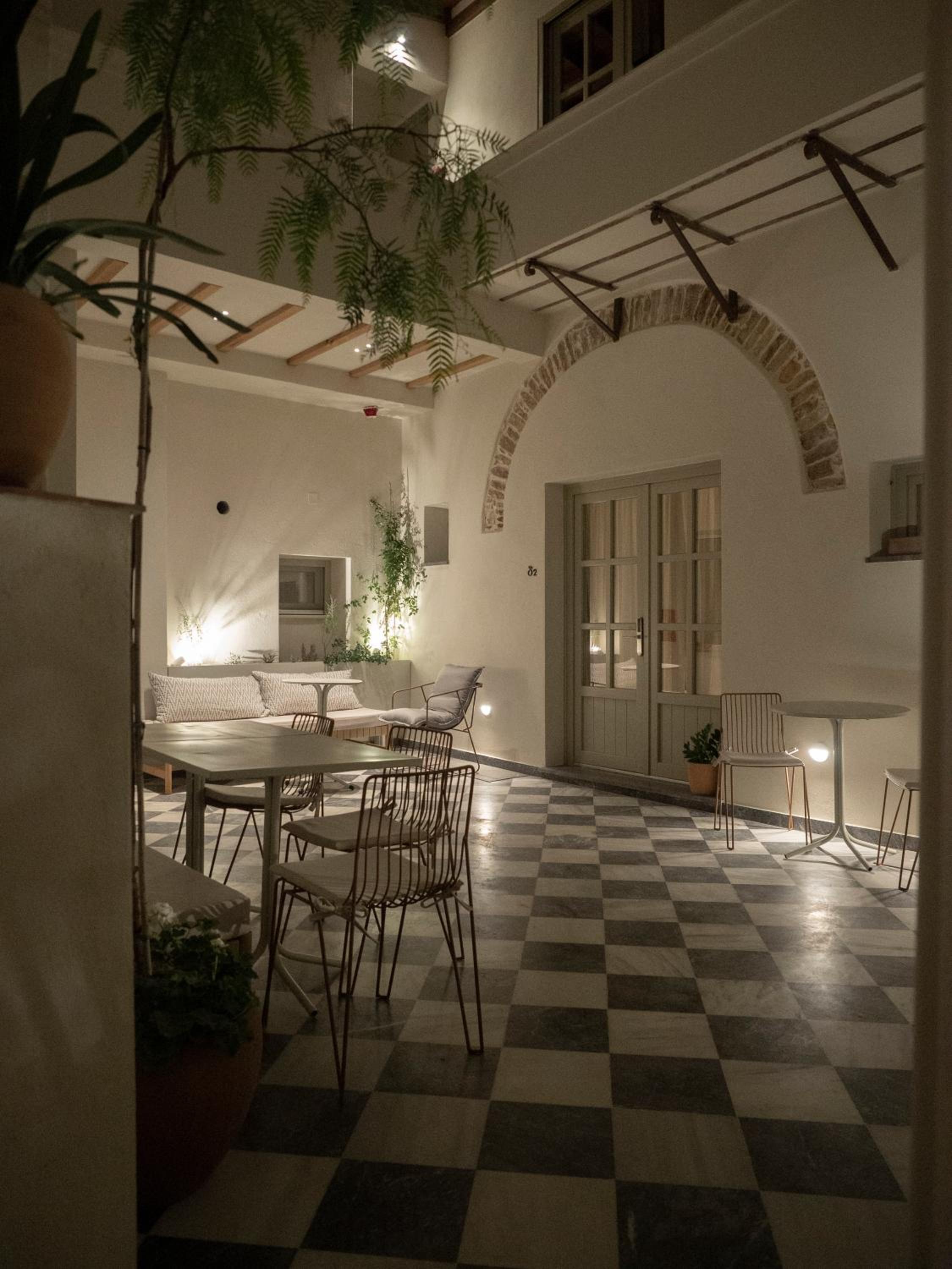 Hotel enδόtera chios apartments - Image 1