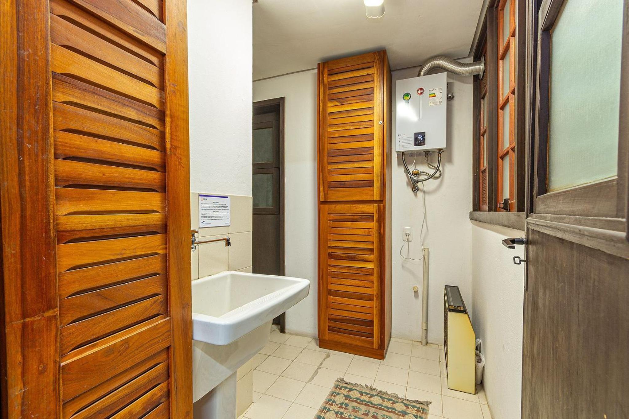 Duplex -500 metros, Rua Coberta - Pedras Brancas